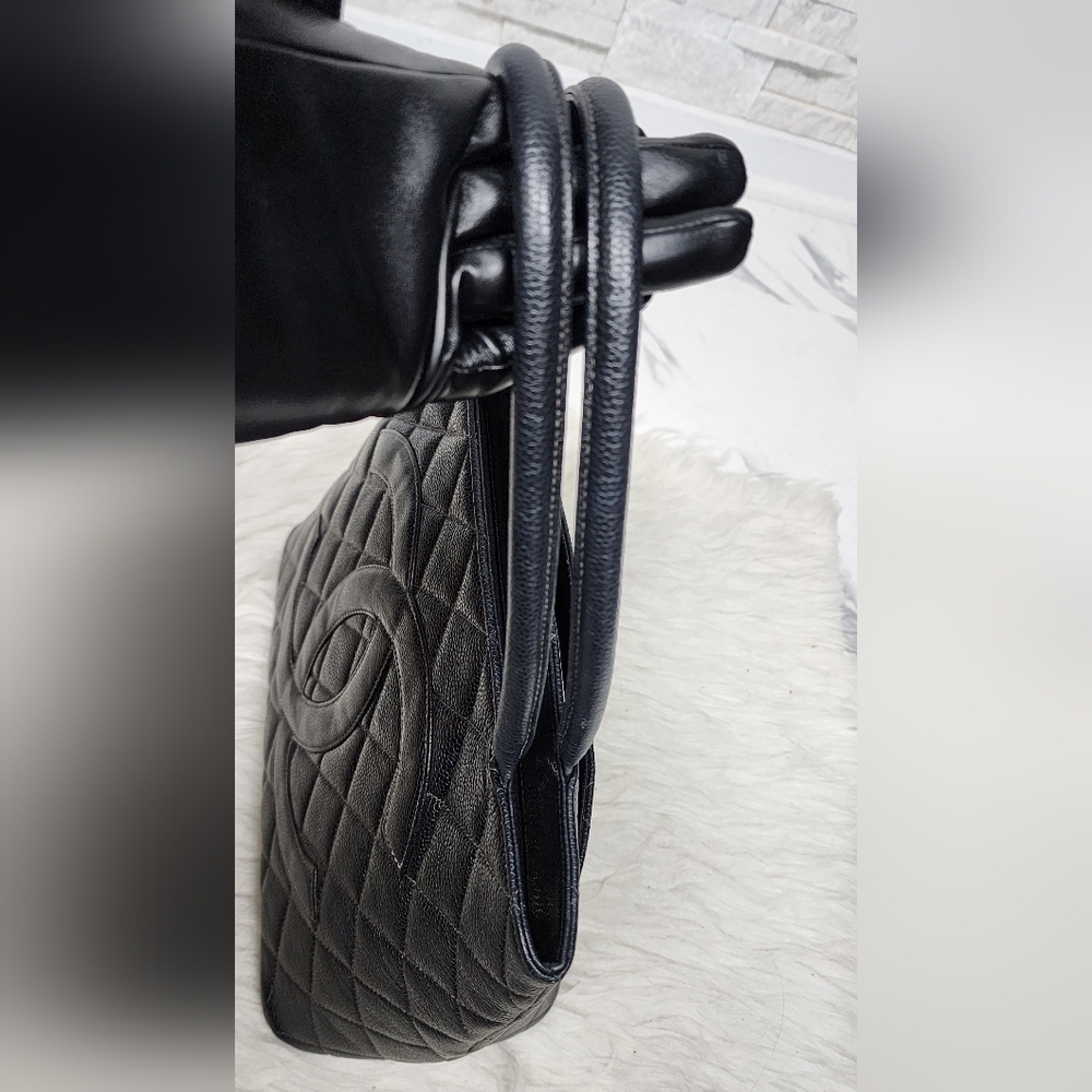 CHANEL Caviar Maidallon Bag - Picture 12 of 15